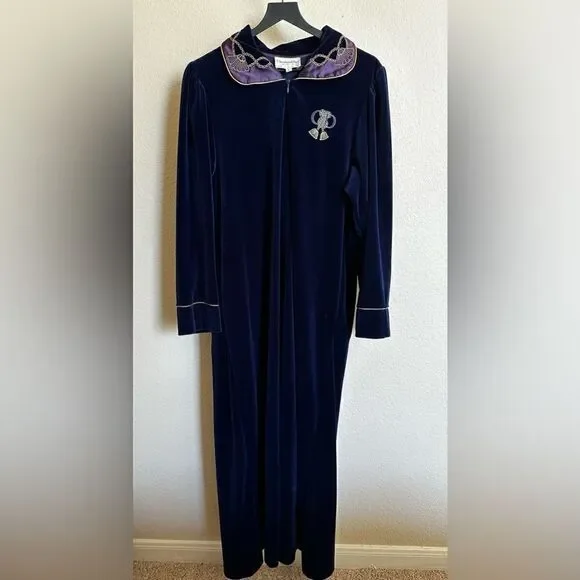 Christian Dior Lounge gown - Picture 5 of 5